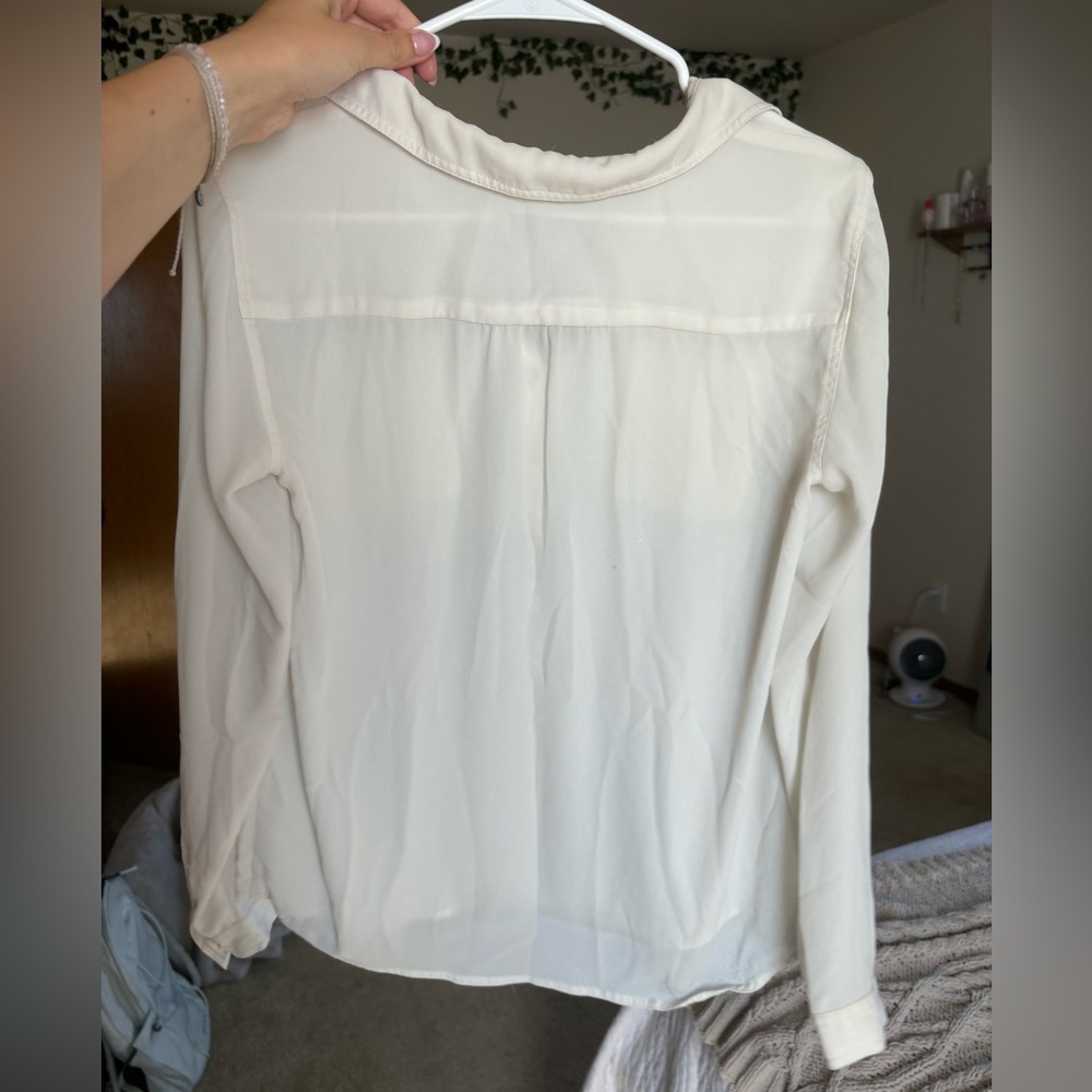 🤍sheer button up🤍 - Picture 3 of 5